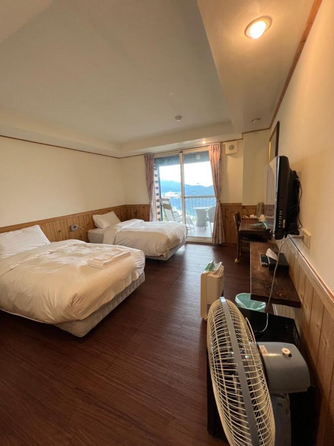 Cingjing Four Seasons B&B Renai Extérieur photo