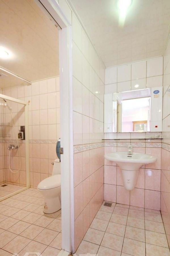 Cingjing Four Seasons B&B Renai Extérieur photo